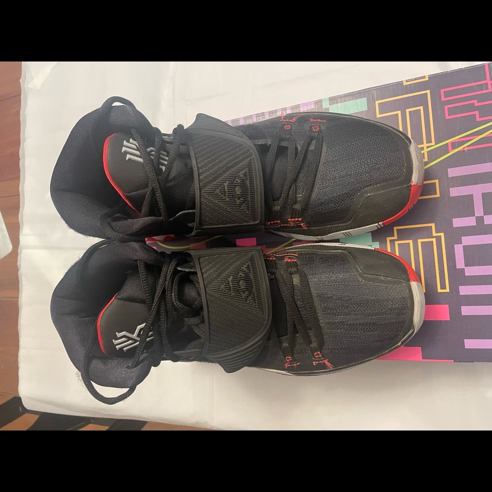 Nike Kyrie 6